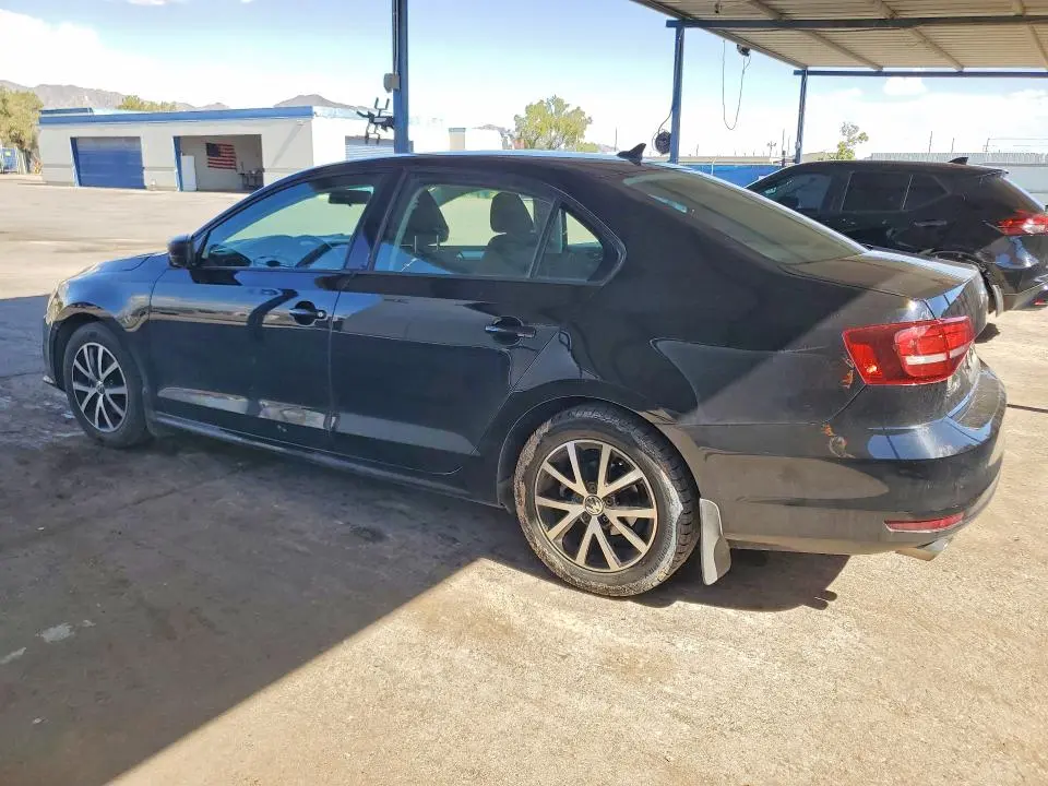 2016 VOLKSWAGEN JETTA SE  