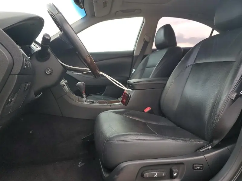 2010 LEXUS ES 350  