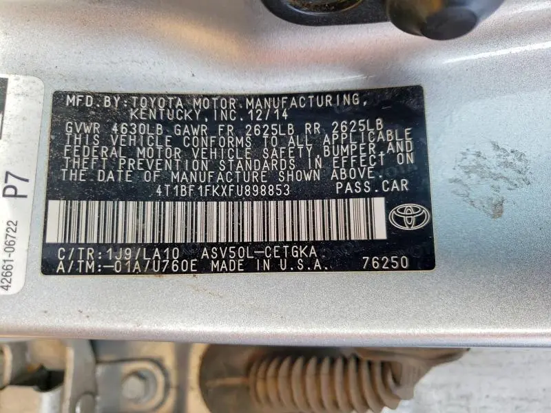 2015 TOYOTA CAMRY LE  