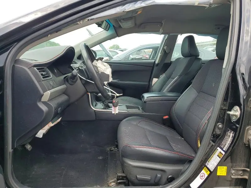2017 TOYOTA CAMRY SE  