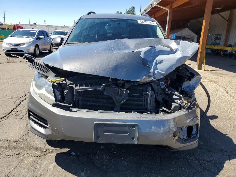 2015 VOLKSWAGEN TIGUAN S  