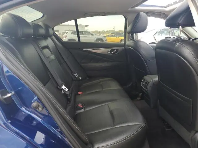 2017 INFINITI Q50 RED SPORT 400  