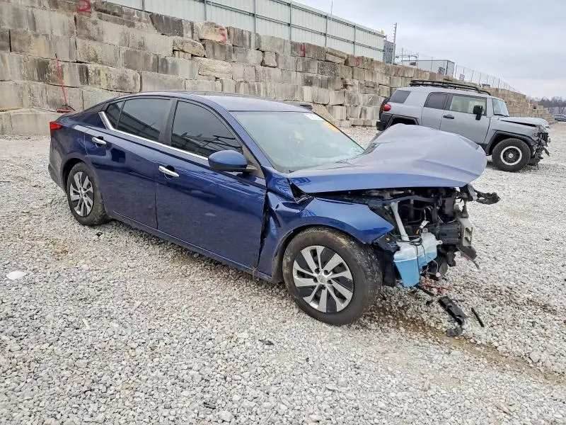 2019 NISSAN ALTIMA S  