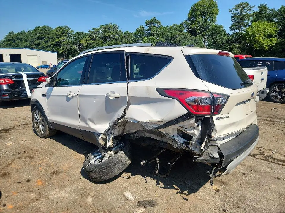 2017 FORD ESCAPE TITANIUM  