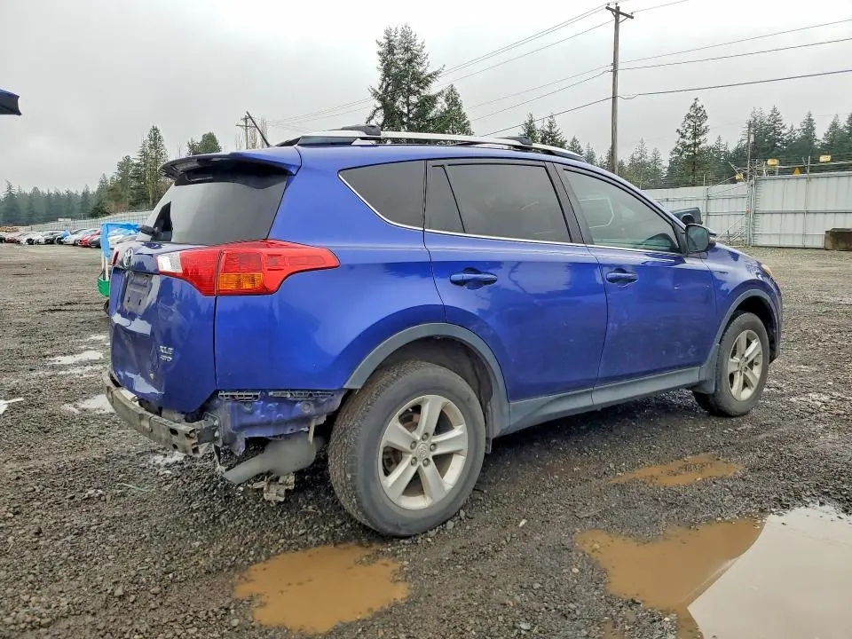 2014 TOYOTA RAV4 XLE  
