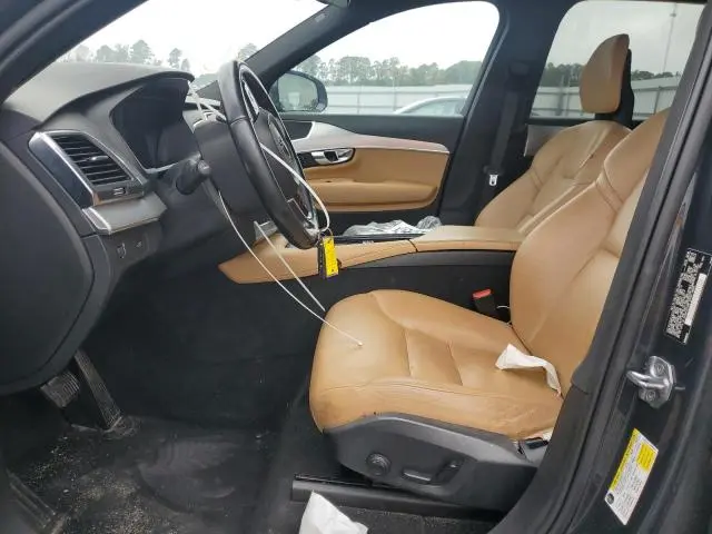 2017 VOLVO XC90 T6
