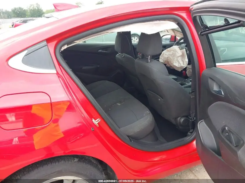 2017 CHEVROLET CRUZE LT AUTO