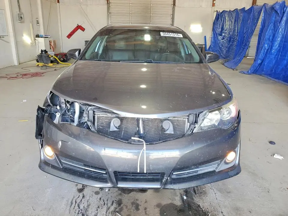 2012 TOYOTA CAMRY SE  