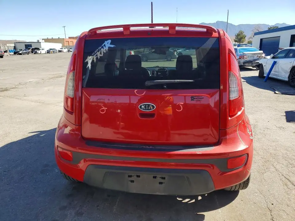 2012 KIA SOUL +  