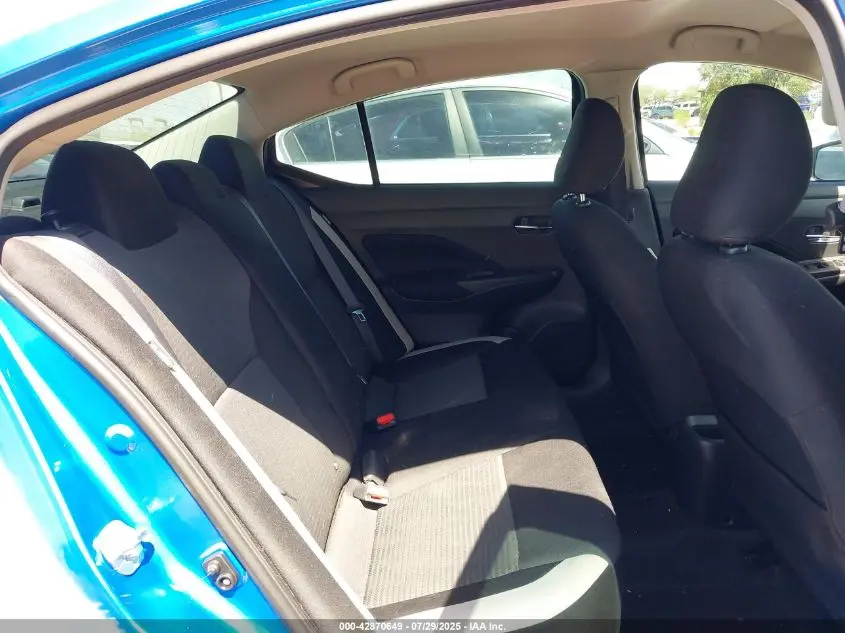 2021 NISSAN VERSA SV XTRONIC CVT
