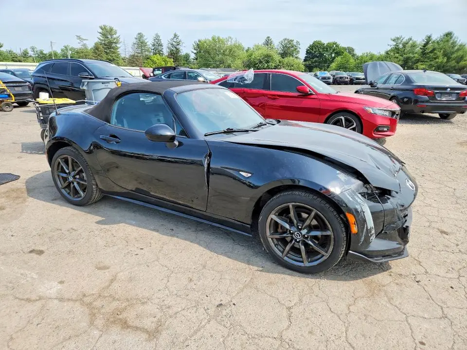 2017 MAZDA MX-5 MIATA CLUB  