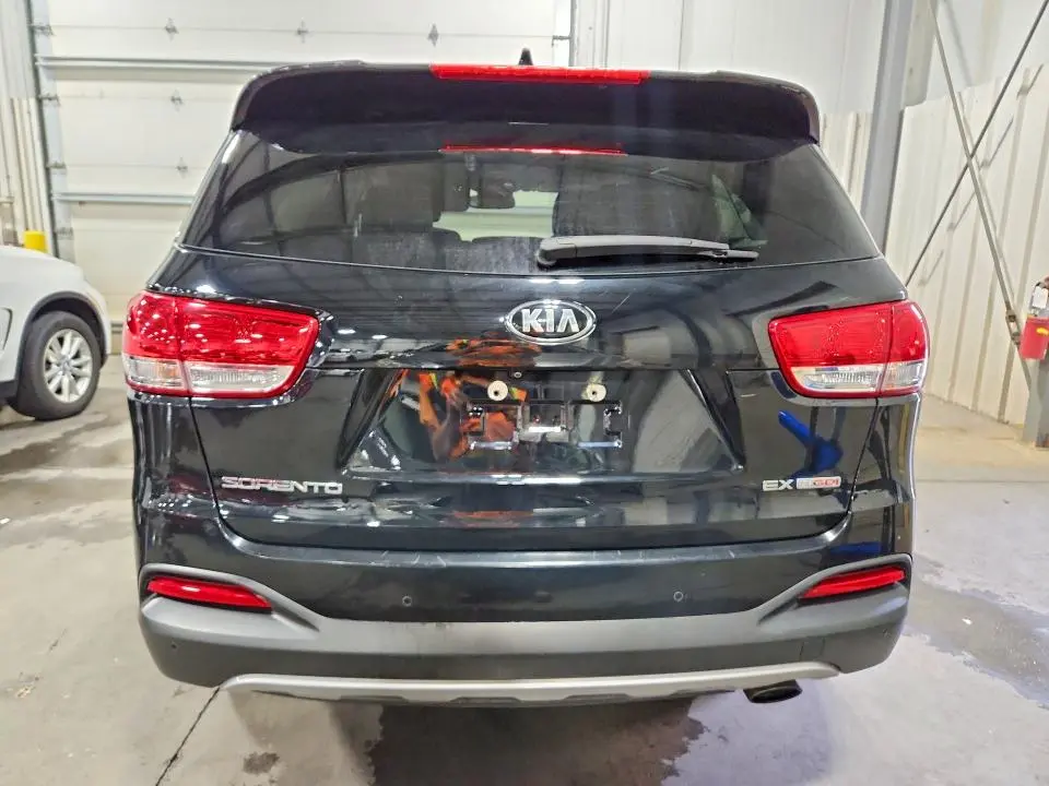 2017 KIA SORENTO EX  