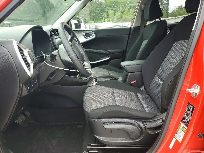 2022 KIA SOUL LX  