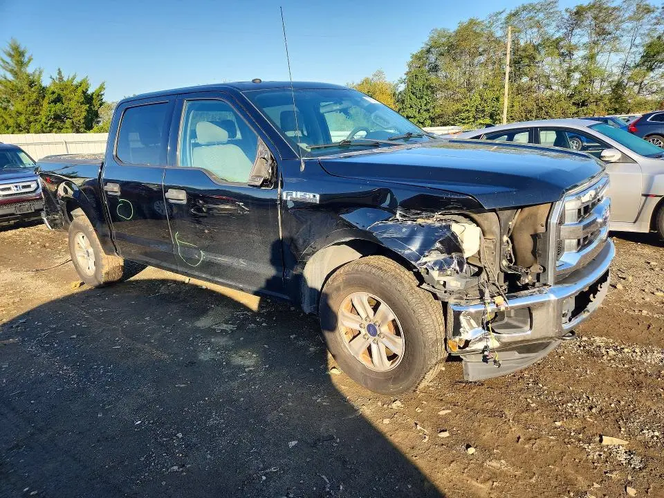 2017 FORD F150 SUPERCREW  