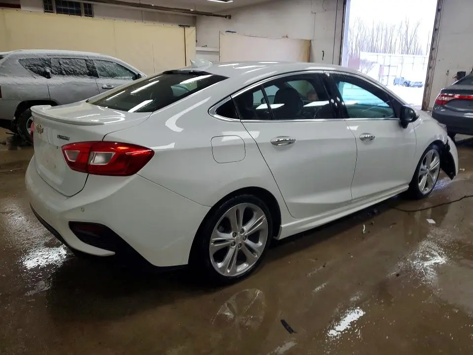 2017 CHEVROLET CRUZE PREMIER  