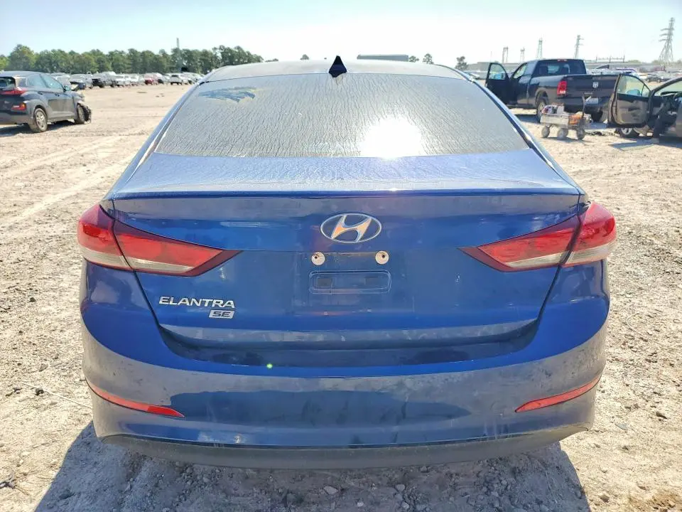 2018 HYUNDAI ELANTRA SE  