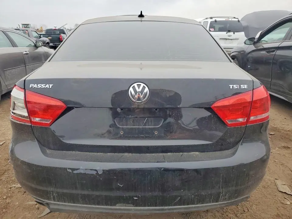 2014 VOLKSWAGEN PASSAT SE  