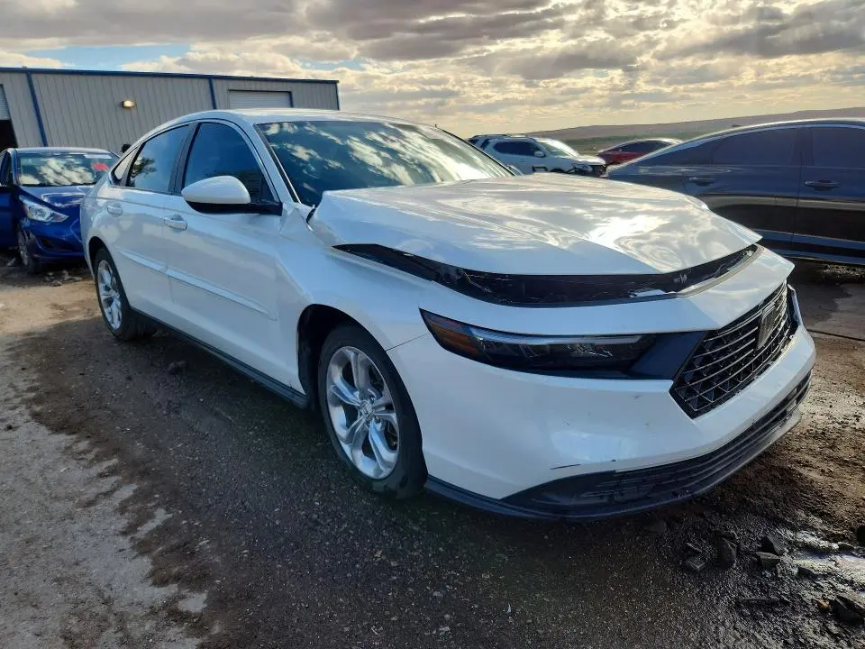 2023 HONDA ACCORD LX  