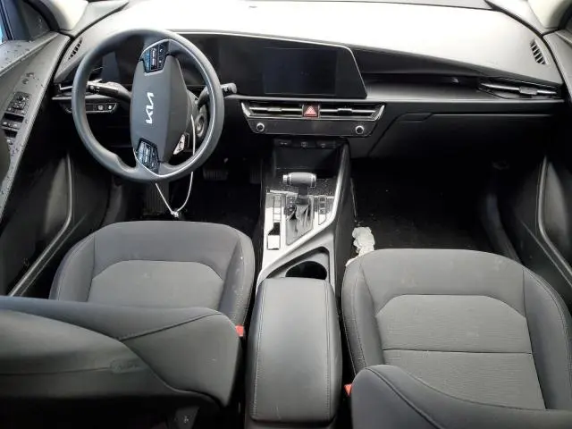 2023 KIA NIRO LX  