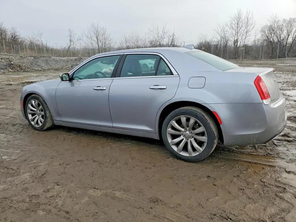2018 CHRYSLER 300 LIMITED  