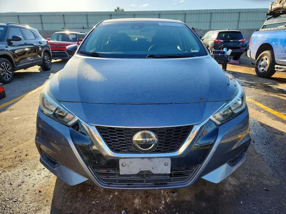 2021 NISSAN VERSA S  