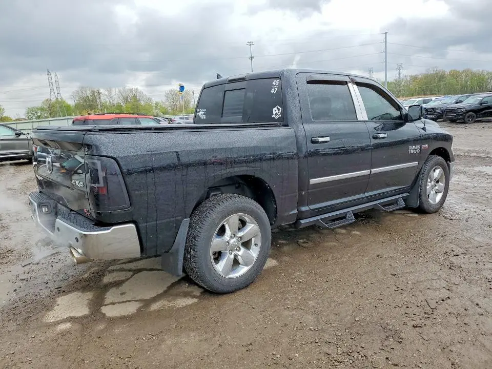 2013 RAM 1500 SLT  