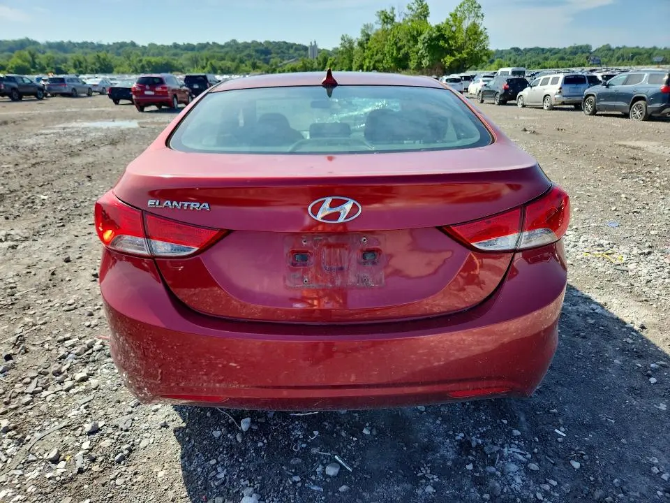 2013 HYUNDAI ELANTRA GLS  