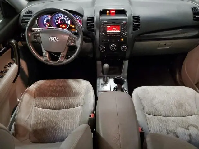 2011 KIA SORENTO BASE  