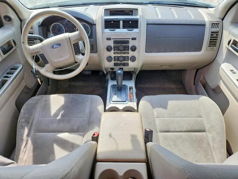 2011 FORD ESCAPE XLT  