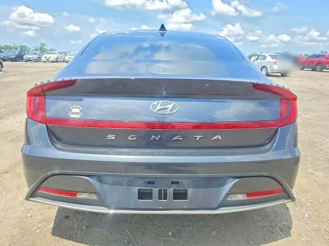 2021 HYUNDAI SONATA SE  