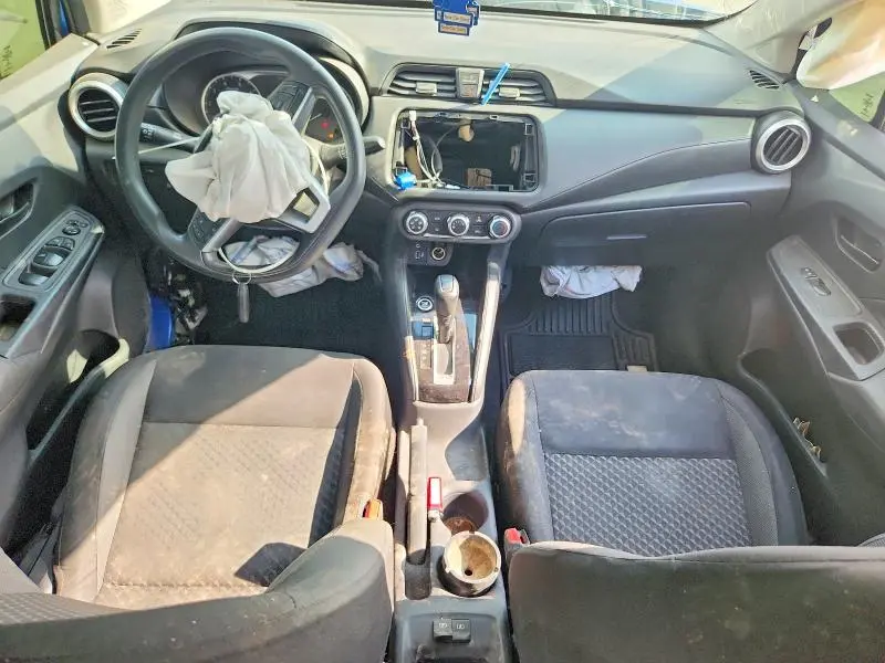 2020 NISSAN VERSA S  