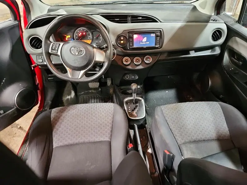 2016 TOYOTA YARIS 5-DOOR LE  