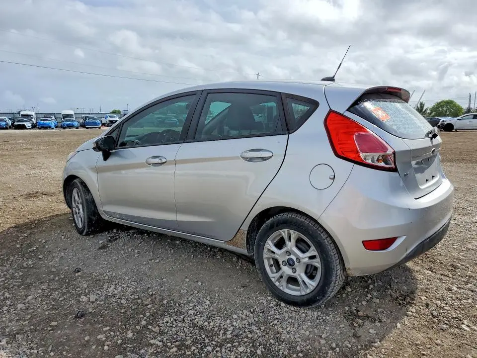 2015 FORD FIESTA SE  