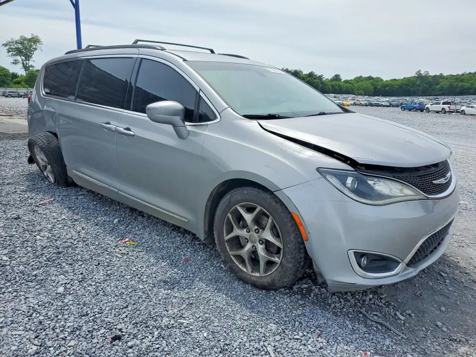 2017 CHRYSLER PACIFICA TOURING L  