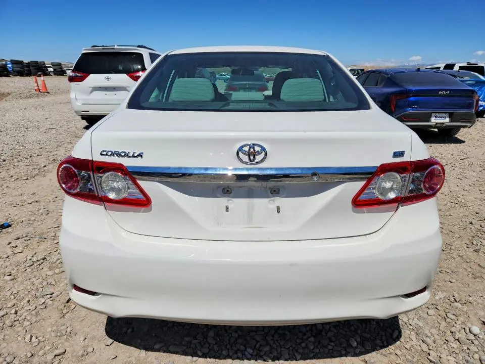 2013 TOYOTA COROLLA LE  