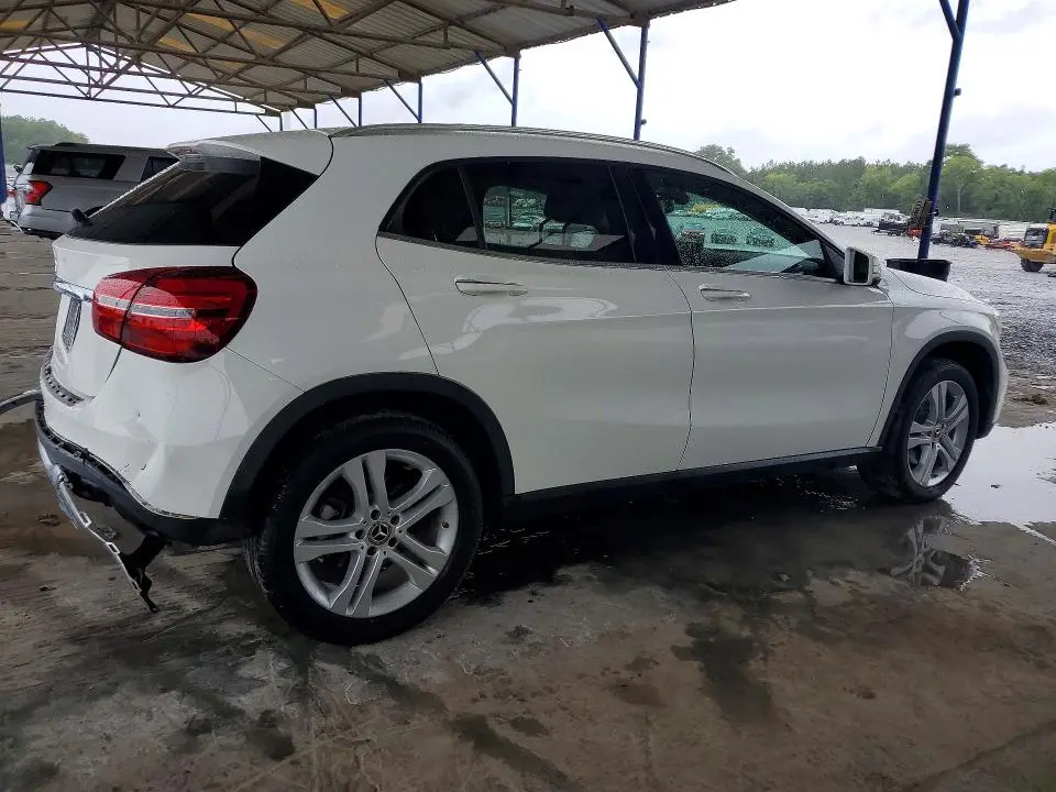 2018 MERCEDES-BENZ GLA 250  