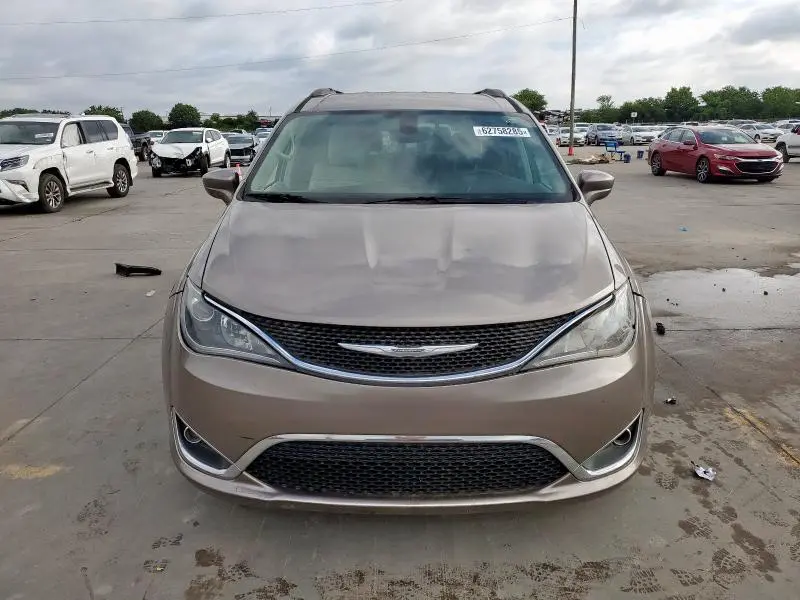 2017 CHRYSLER PACIFICA TOURING L  