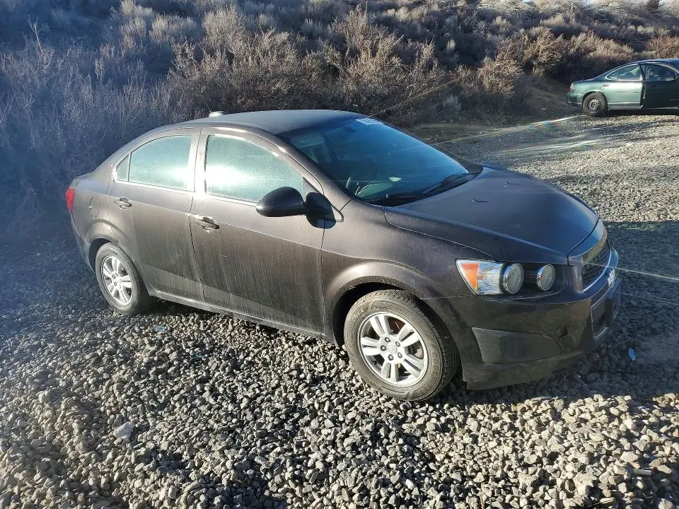 2015 CHEVROLET SONIC LT  