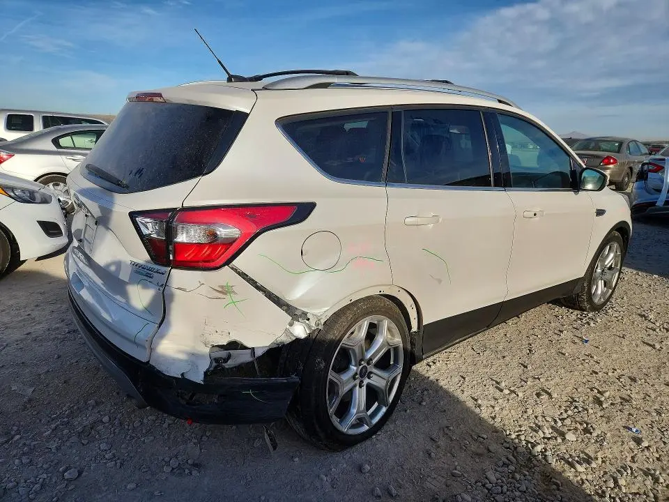 2017 FORD ESCAPE TITANIUM  