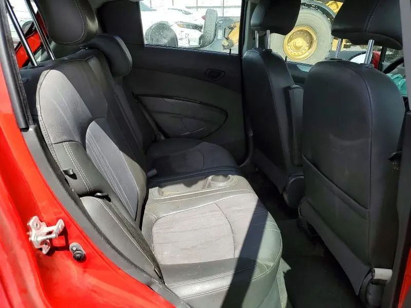 2015 CHEVROLET SPARK 1LT  