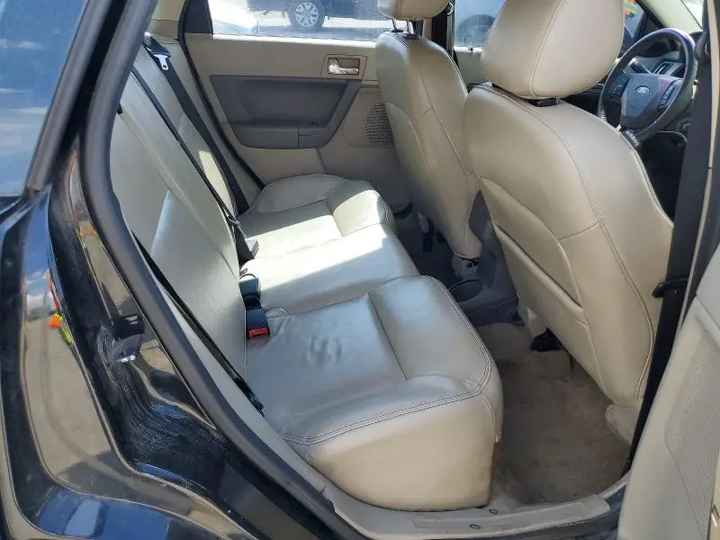 2010 FORD FOCUS SES  