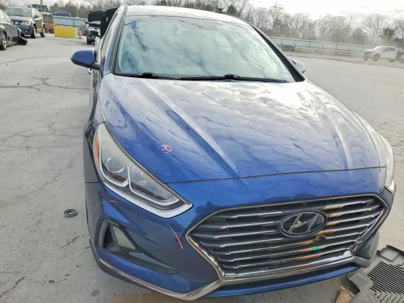 2018 HYUNDAI SONATA SE  