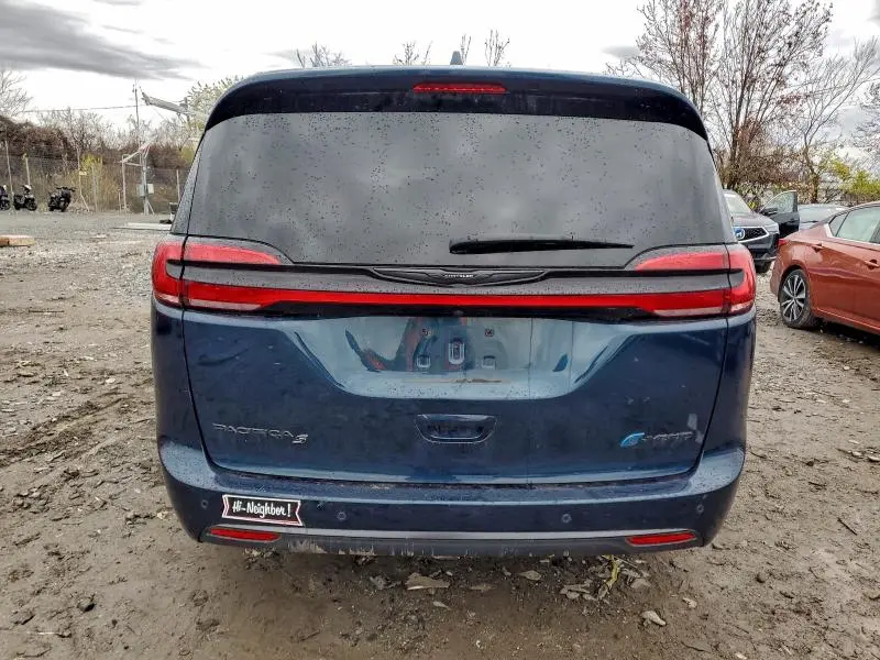 2022 CHRYSLER PACIFICA HYBRID TOURING L  