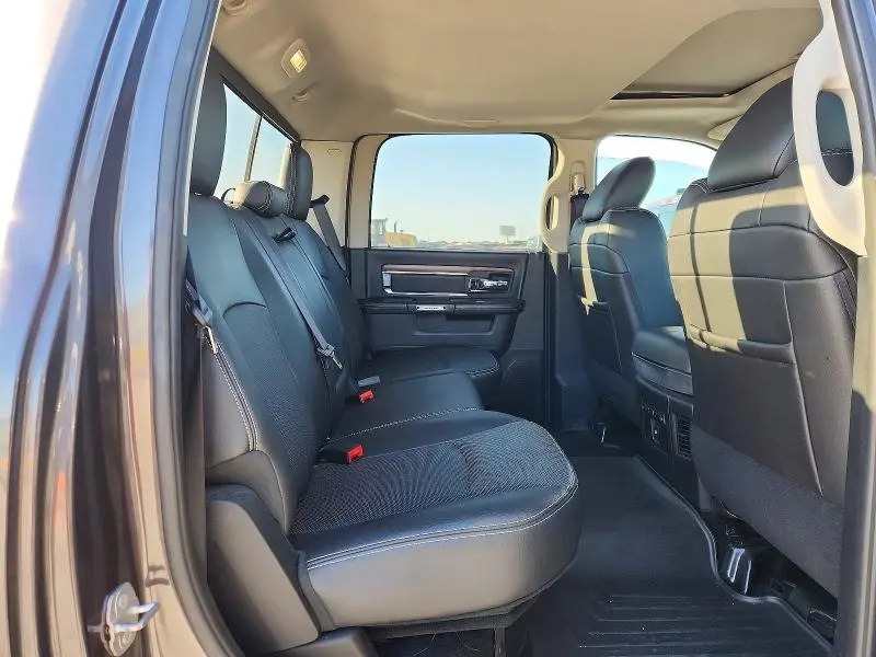 2015 RAM 1500 LARAMIE  