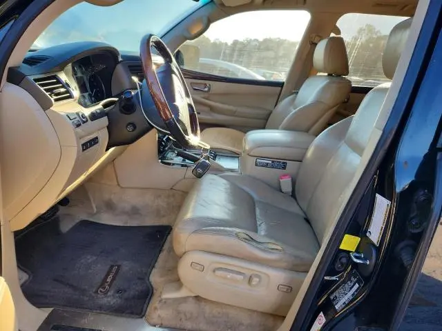 2011 LEXUS LX 570  