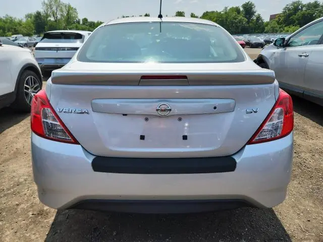 2019 NISSAN VERSA S  