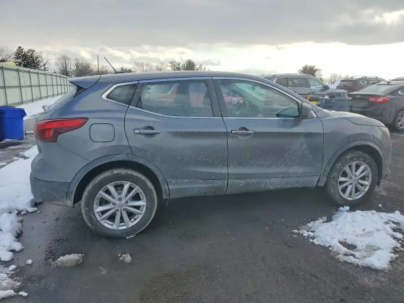 2017 NISSAN ROGUE SPORT S  