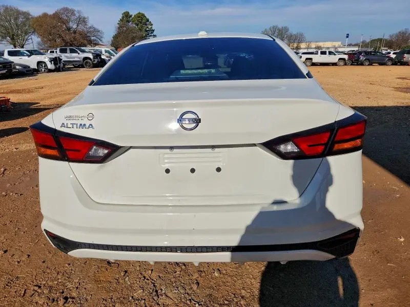 2019 NISSAN ALTIMA S  