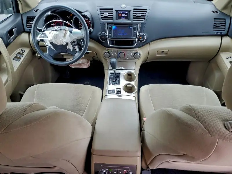 2013 TOYOTA HIGHLANDER BASE  