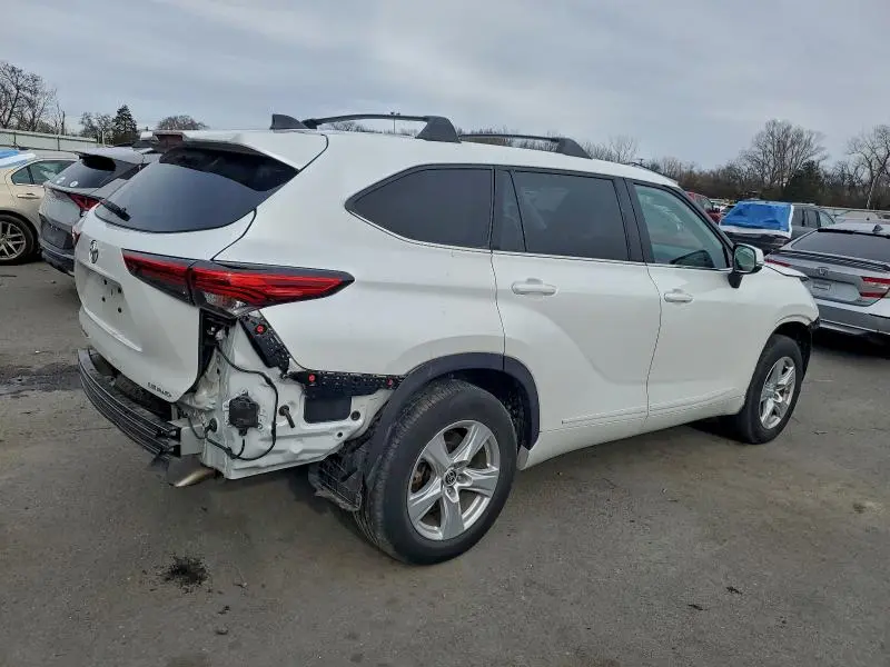 2022 TOYOTA HIGHLANDER L  